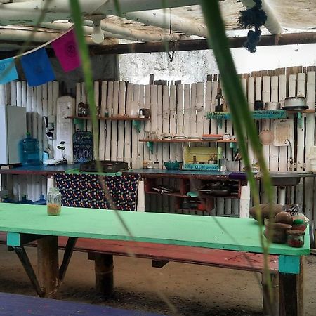 Raices Mompiche Hotel Buitenkant foto