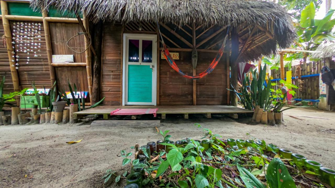 Raices Mompiche Hotel Buitenkant foto