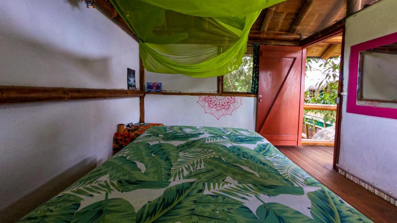 Raices Mompiche Hotel Buitenkant foto