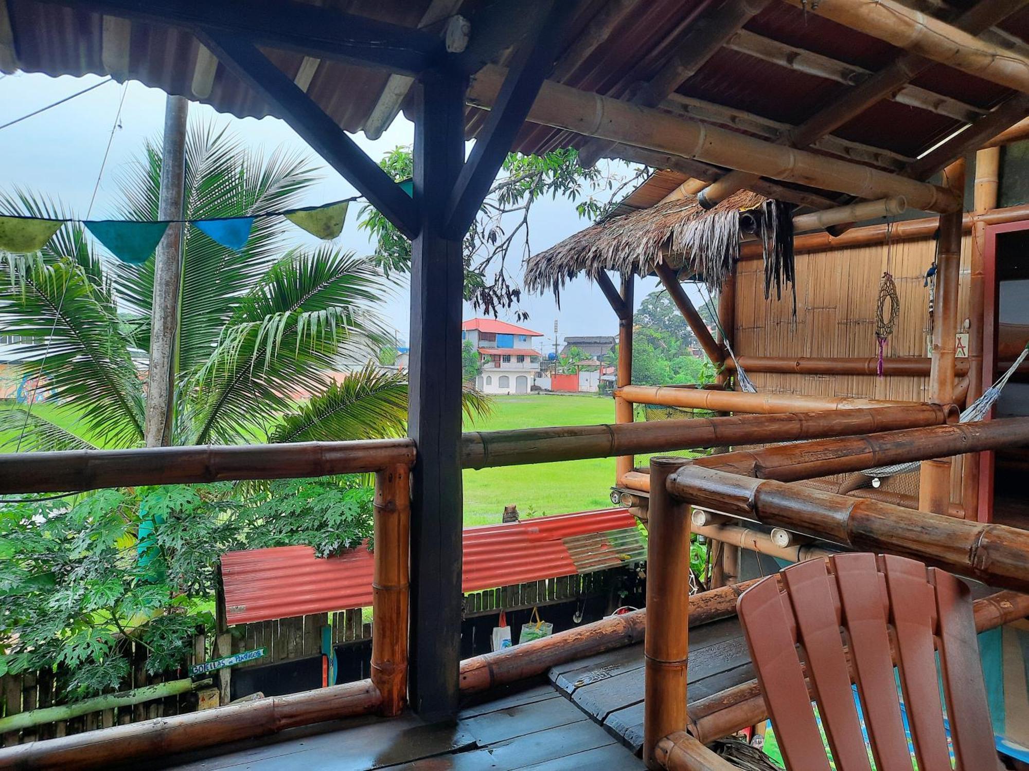 Raices Mompiche Hotel Buitenkant foto