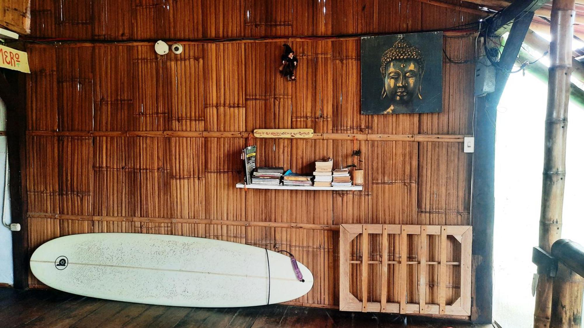 Raices Mompiche Hotel Buitenkant foto